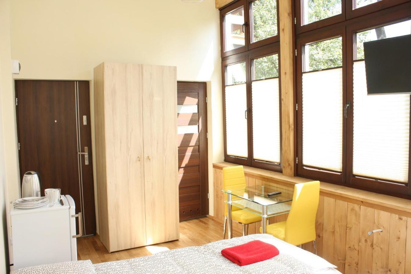 Gimnazjalna 5 - Apartamenty I Pokoje W Centrum Zakopanego Kamer foto