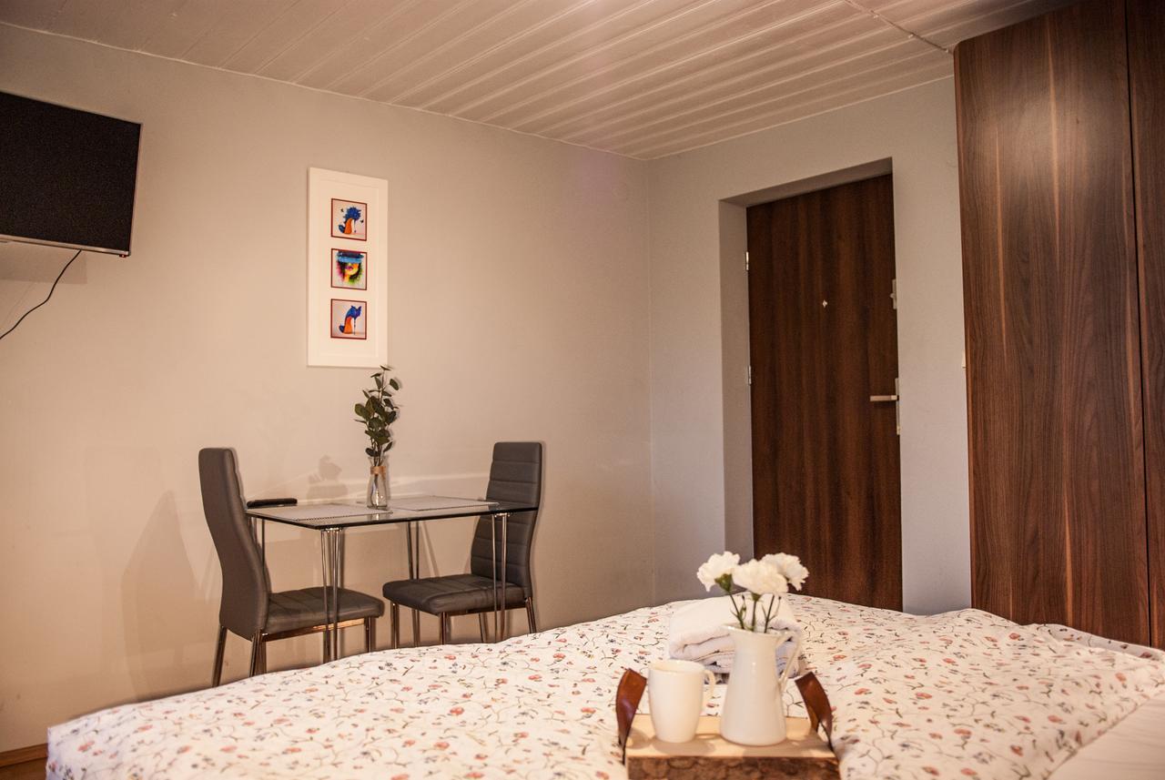 Gimnazjalna 5 - Apartamenty I Pokoje W Centrum Zakopanego Buitenkant foto